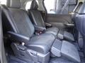 2013 Toyota Estima