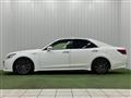 2013 Toyota Crown Hybrid