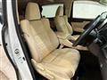 2018 Toyota Alphard Hybrid