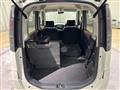 2011 Nissan ROOX