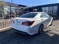 2013 Toyota Crown Hybrid