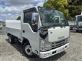 2013 Isuzu Elf Truck