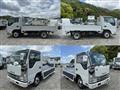 2013 Isuzu Elf Truck