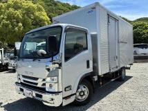2022 Isuzu Elf Truck
