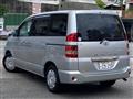 2002 Toyota Noah