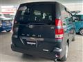 2004 Toyota Noah
