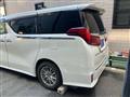 2018 Toyota Alphard Hybrid