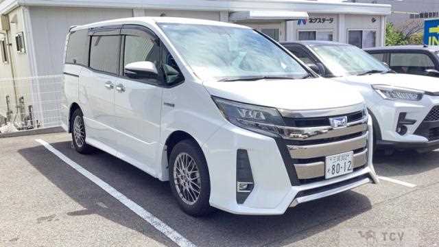 2017 Toyota Noah
