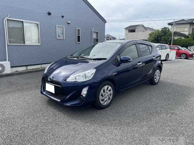 2016 Toyota AQUA