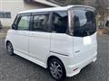 2011 Nissan ROOX