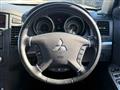 2012 Mitsubishi Pajero