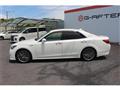 2016 Toyota Crown
