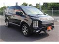 2019 Mitsubishi Delica D5