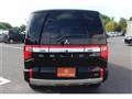 2019 Mitsubishi Delica D5
