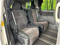 2013 Toyota Alphard G