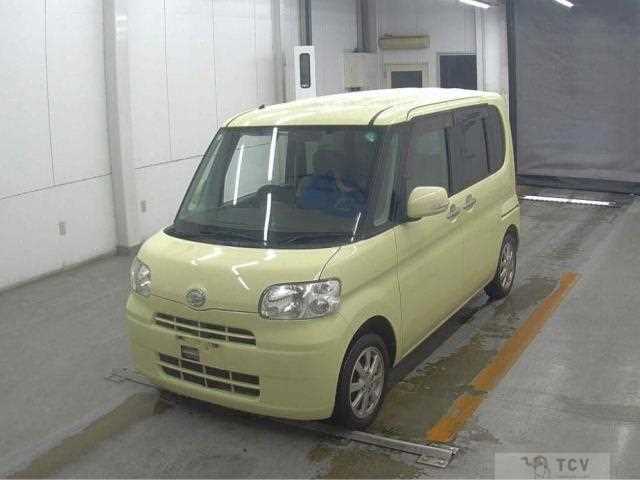 2011 Daihatsu Tanto