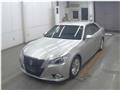 2015 Toyota Crown Hybrid