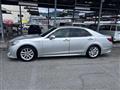 2015 Toyota Crown Hybrid
