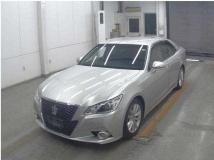 2015 Toyota Crown Hybrid