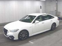 2018 Toyota Crown Hybrid