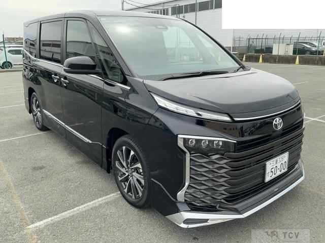 2023 Toyota Voxy