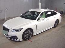 2018 Toyota Crown Hybrid