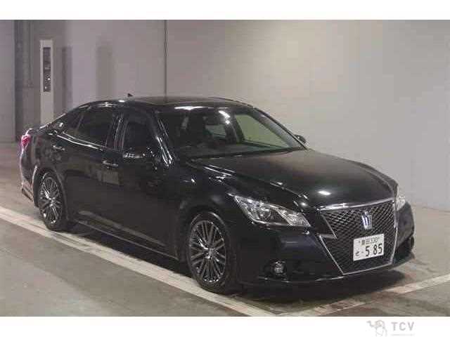 2013 Toyota Crown