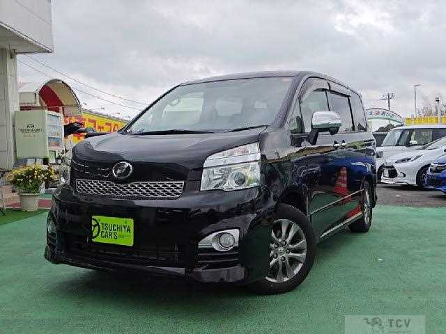 2013 Toyota Voxy
