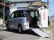 2010 Toyota Sienta