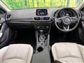 2018 Mazda Axela