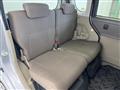 2011 Daihatsu Tanto