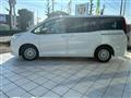 2015 Toyota Noah