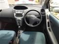 2006 Toyota Vitz