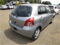 2006 Toyota Vitz