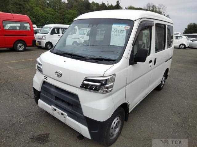 2020 Daihatsu Hijet Cargo