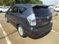 2013 Toyota PRIUS α