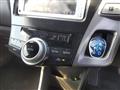 2013 Toyota PRIUS α