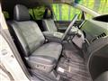 2014 Toyota Estima Hybrid