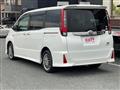 2016 Toyota Noah