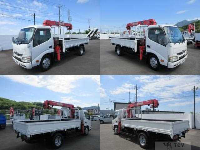 2012 Hino Dutro