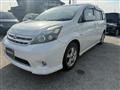 2010 Toyota Isis