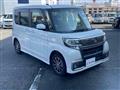 2017 Daihatsu Tanto