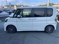 2017 Daihatsu Tanto
