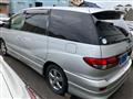 2005 Toyota Estima