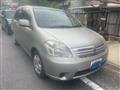 2005 Toyota Raum