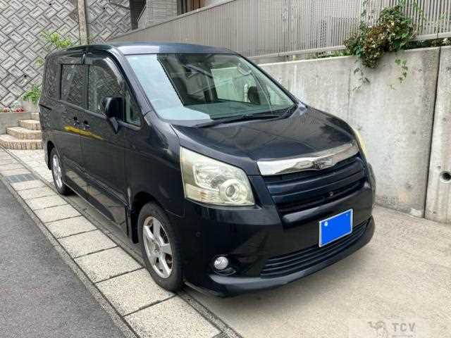 2007 Toyota Noah