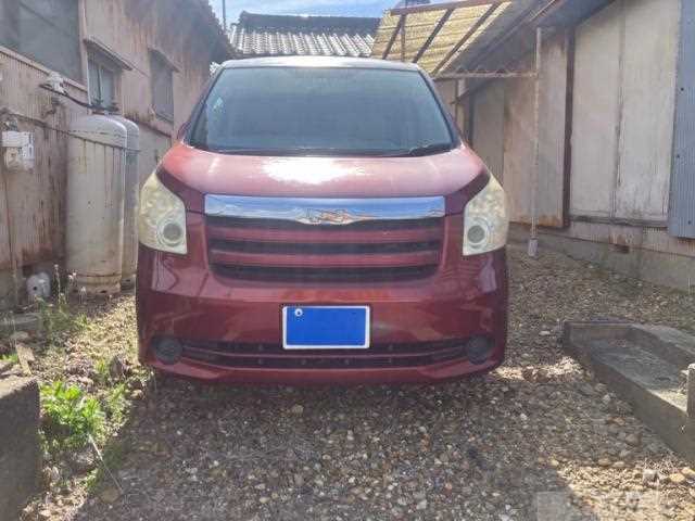 2009 Toyota Noah
