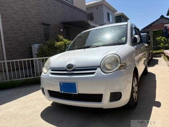 2010 Toyota Sienta