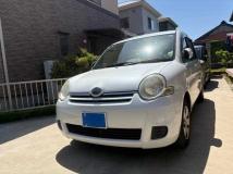 2010 Toyota Sienta