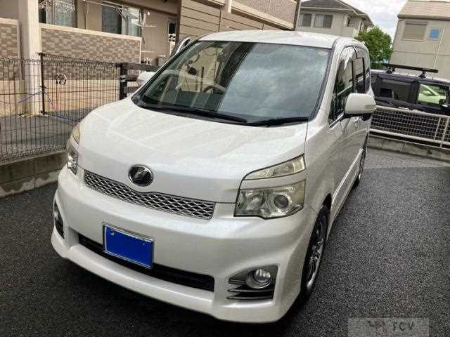 2012 Toyota Voxy